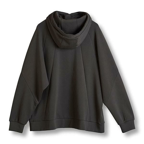 NO ID. ノーアイディー ボリュームネックハーフZIPパーカ