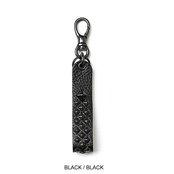 CALEE キャリー STUDS LEATHER FLAT KEY RING