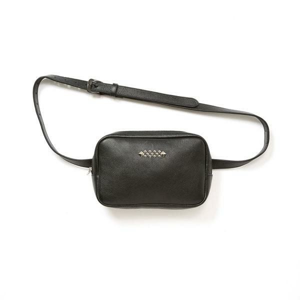 CALEE キャリー STUDS LEATHER BODY BAG
