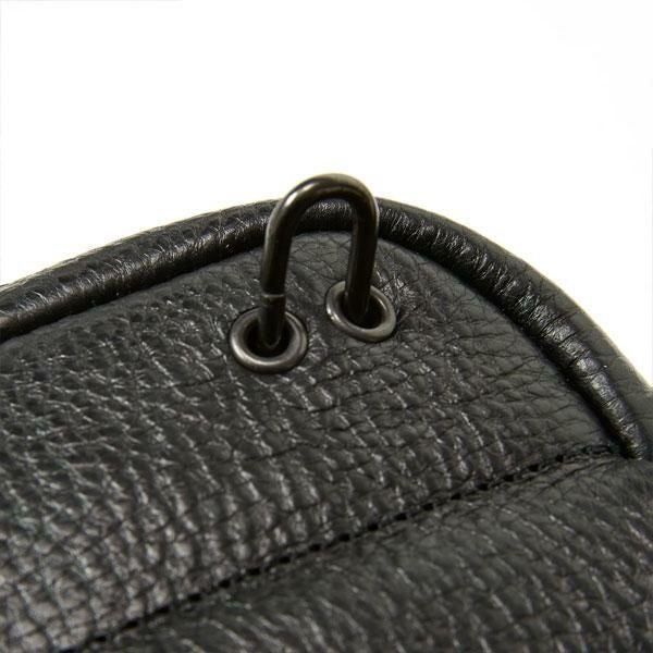 CALEE キャリー STUDS LEATHER BODY BAG