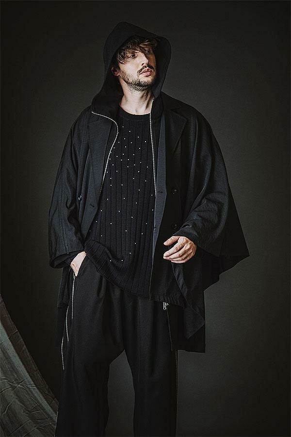 ノーアイディー　NO ID. シンサレートフーデッドコート（ブラック） NO ID. BLACK ノーアイディー チェンジングフーデッドコート