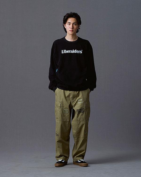 liberaiders リベレイダース　ノーカラーシャツ　カーキ　極美品 Liberaiders リベレイダース OG LOGO FLEECE CREWNECK | ARTIF